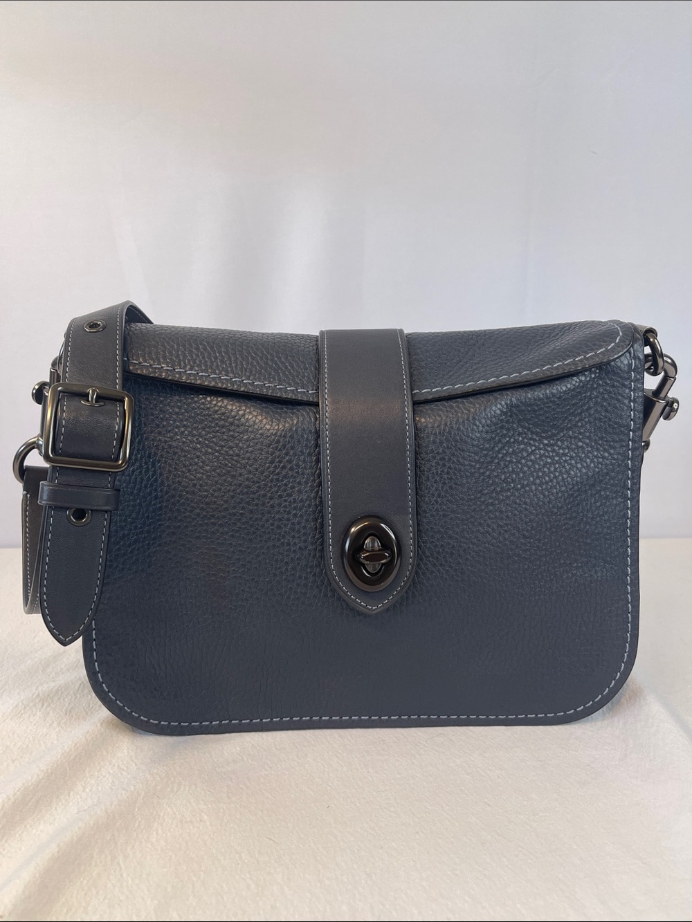 Coach B1873-29220 1941 Page 27 Glovetanned Pebble Leather Crossbody Navy
